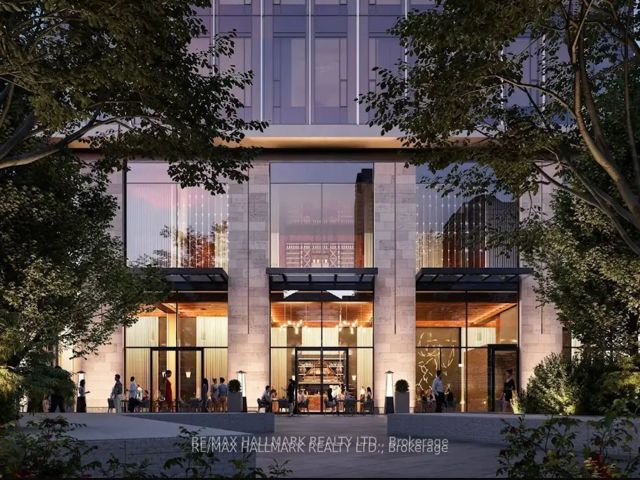 2004 - 11 Yorkville Ave