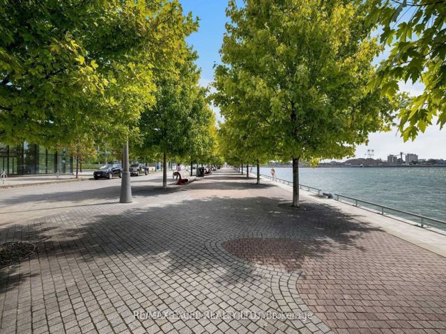 629 - 55 Merchants' Wharf
