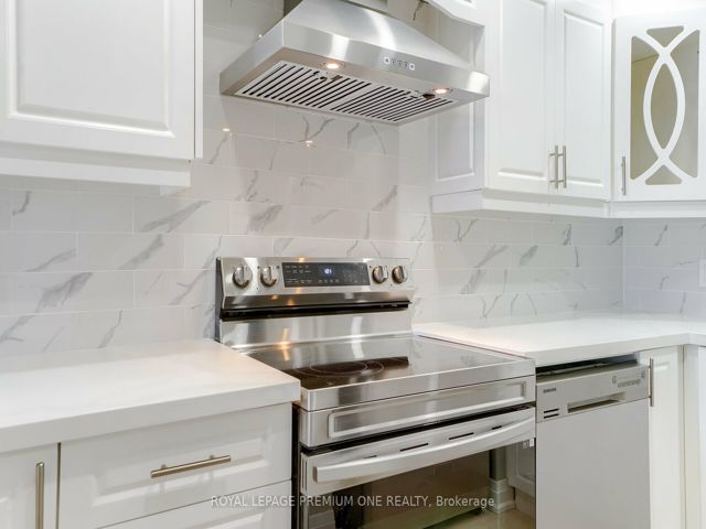 1008 - 195 Wynford Dr