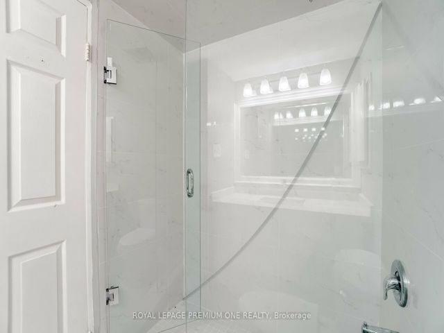 1008 - 195 Wynford Dr