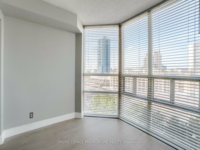 1008 - 195 Wynford Dr