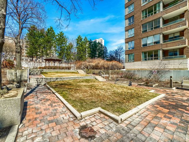 1008 - 195 Wynford Dr