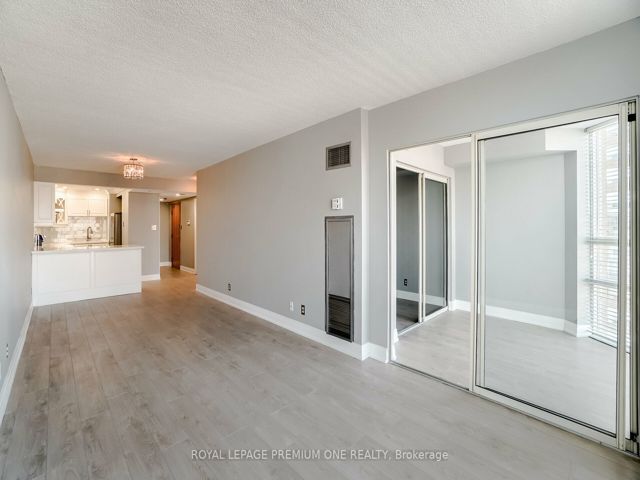 1008 - 195 Wynford Dr