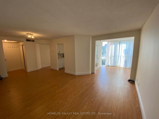 909 - 5795 Yonge St