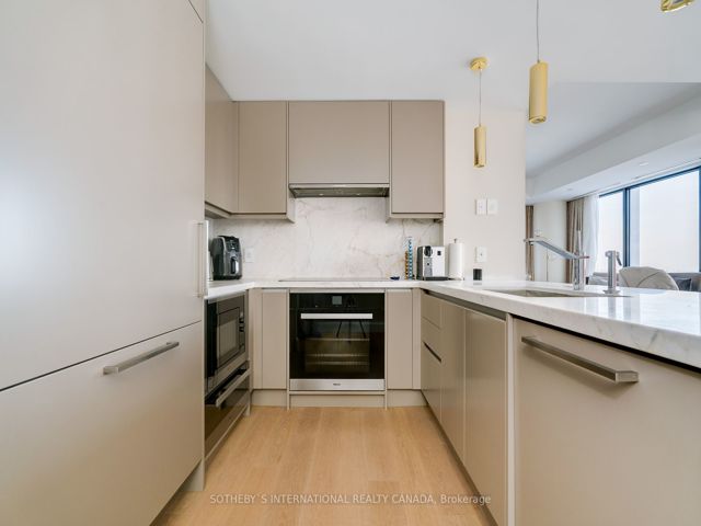 3001 - 200 Cumberland St