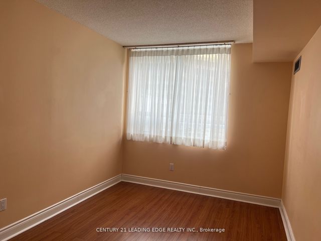 1504 - 71 Simcoe St