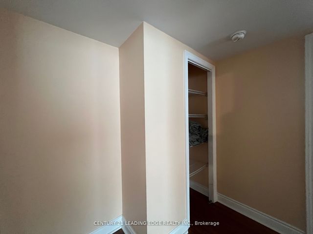 1504 - 71 Simcoe St