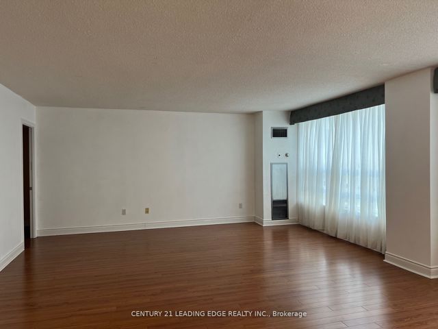 1504 - 71 Simcoe St