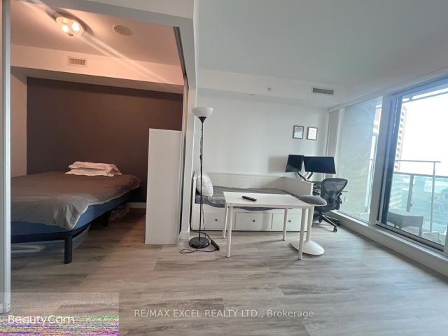 1110 - 150 East Liberty St