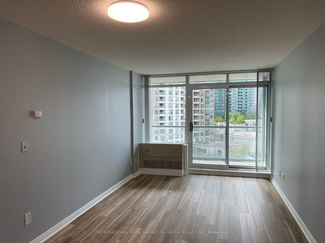 707 - 5508 Yonge St