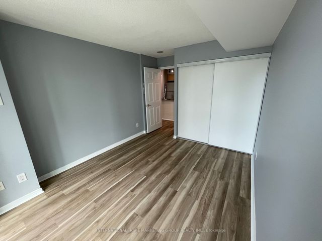 707 - 5508 Yonge St