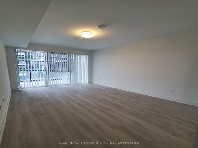 1802 - 30 Inn On The Park Dr