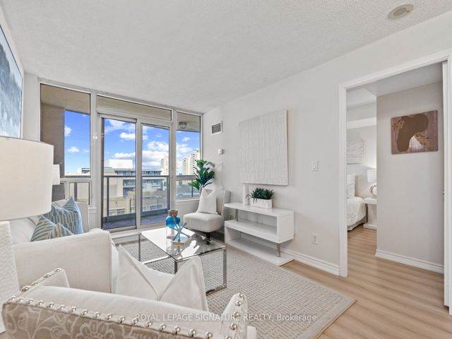 1103 - 2 Rean Dr