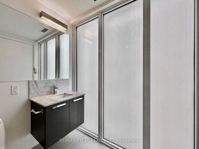 2010 - 28 Wellesley St E