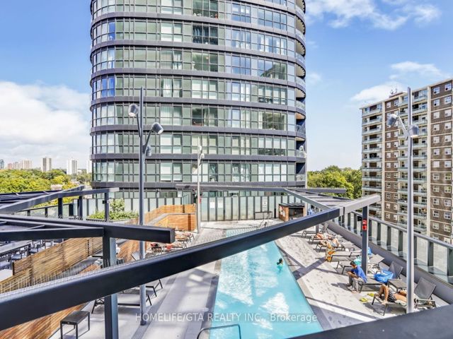 606 - 575 Bloor St E