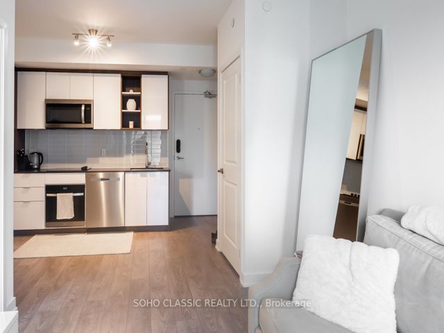 512 - 543 Richmond St W