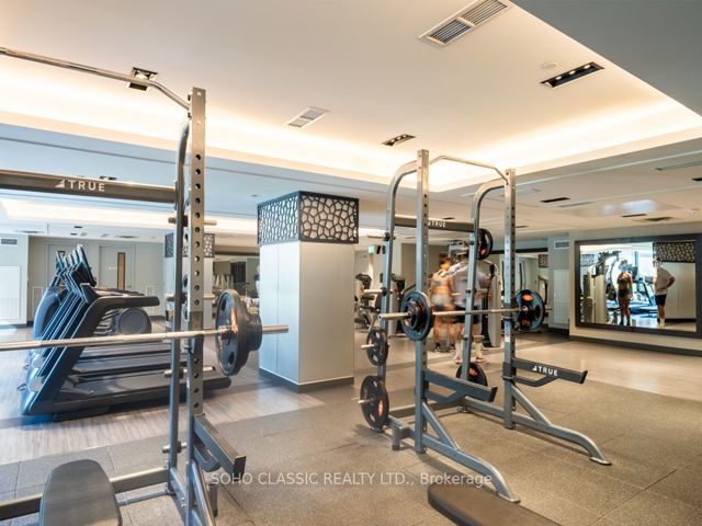 512 - 543 Richmond St W