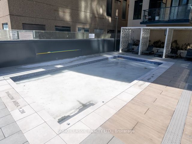 512 - 543 Richmond St W
