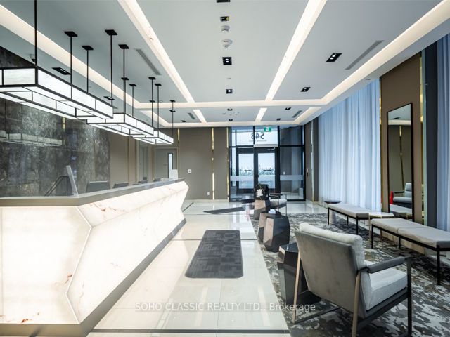 512 - 543 Richmond St W