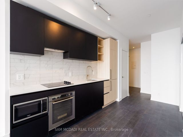 2911 - 55 Mercer St