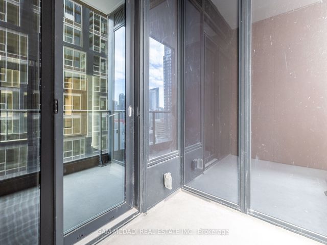 2911 - 55 Mercer St
