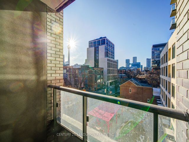 414 - 543 Richmond St W