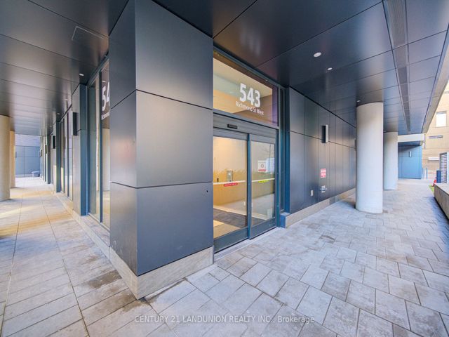 414 - 543 Richmond St W