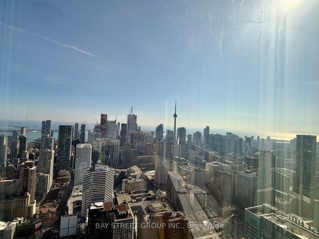 7010 - 388 Yonge St