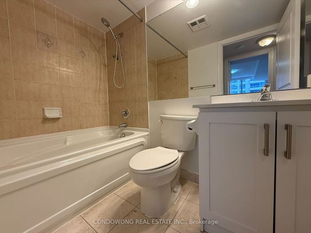 1208 - 5 Northtown Way