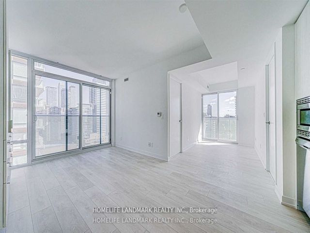 1805 - 501 Yonge St