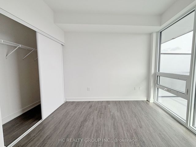 1512 - 127 Broadway Ave