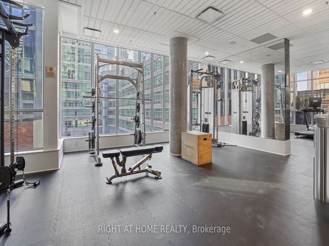 2103 - 375 King St W