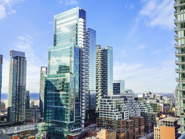 2103 - 375 King St W