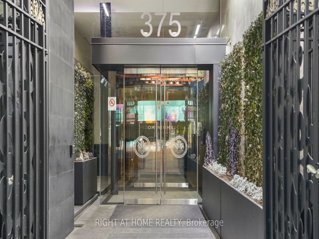 2103 - 375 King St W