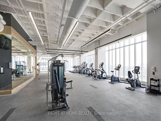 3015 - 488 University Ave