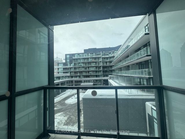 302 - 625 Sheppard Ave E