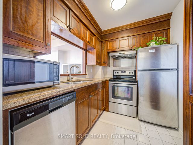 314 - 555 Wilson Heights Blvd