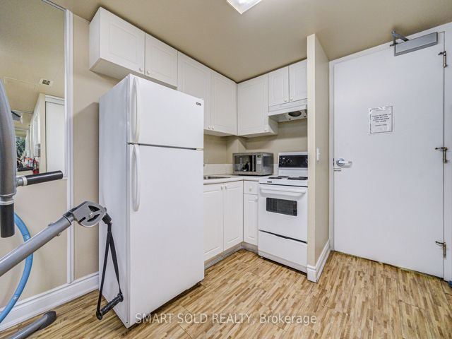 314 - 555 Wilson Heights Blvd