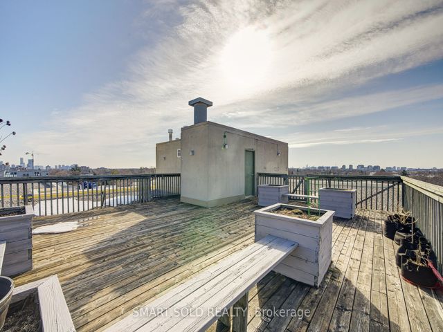 314 - 555 Wilson Heights Blvd