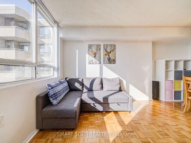 314 - 555 Wilson Heights Blvd