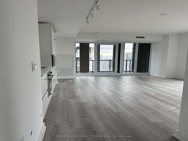 3508 - 238 Simcoe St