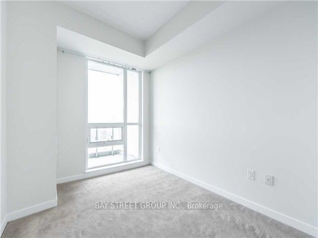 609 - 62 Forest Manor Rd