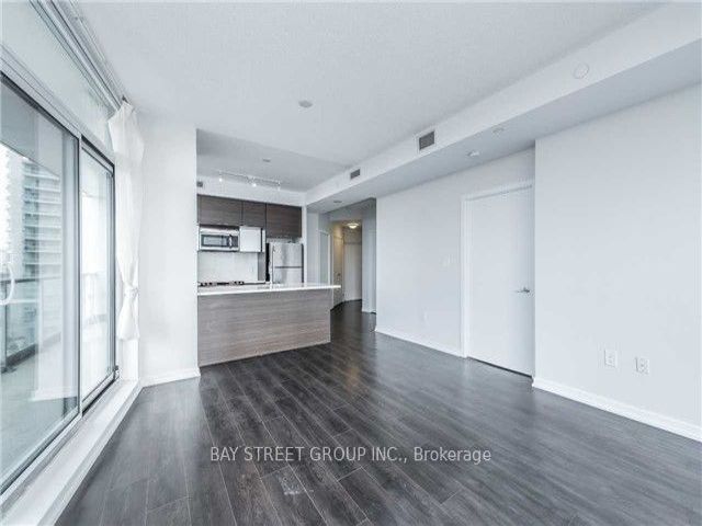 609 - 62 Forest Manor Rd