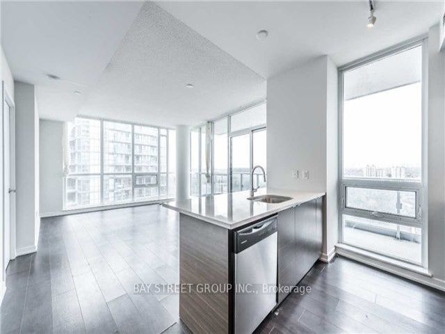609 - 62 Forest Manor Rd