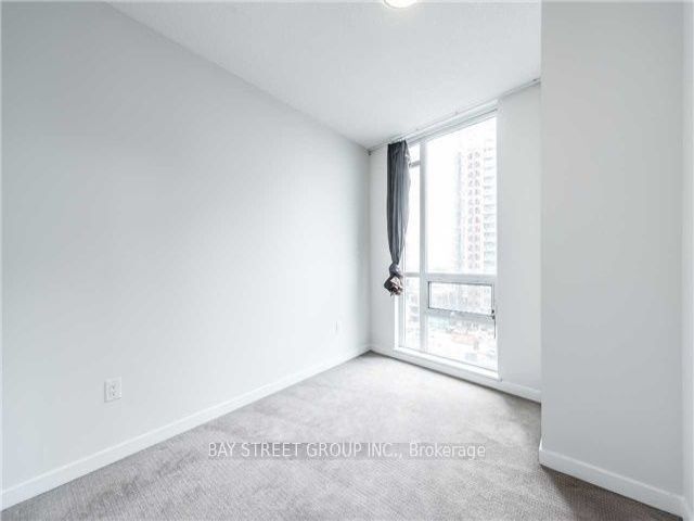 609 - 62 Forest Manor Rd