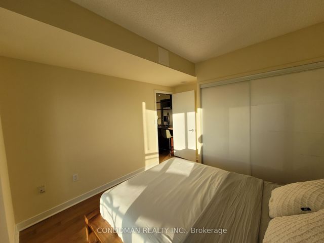 3305 - 5 Mariner Terr