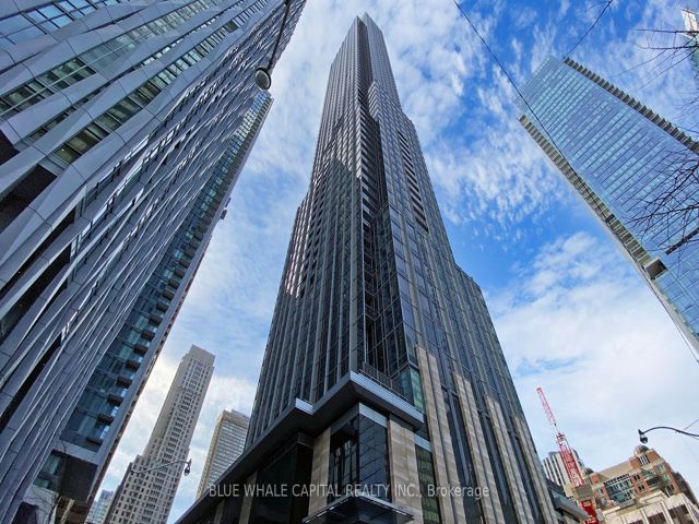 2014 - 11 Yorkville Ave