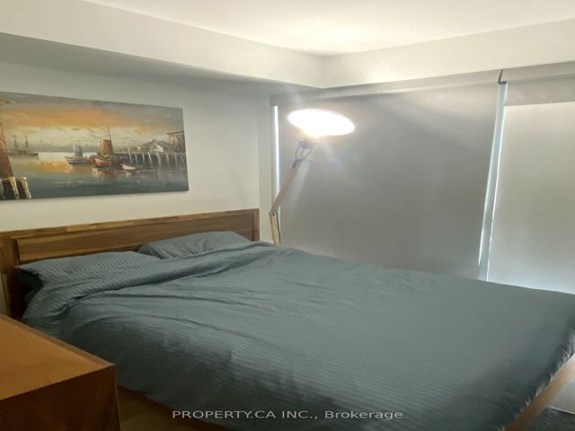 2011 - 20 Bruyeres Mews
