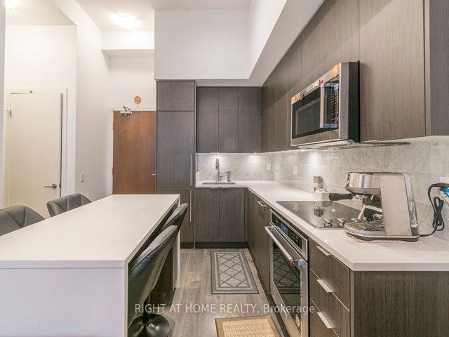 216 - 38 Iannuzzi St