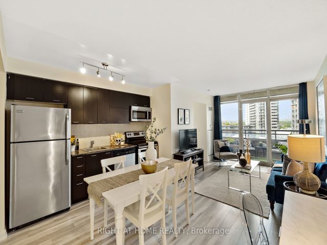 1322 - 38 Joe Shuster Way